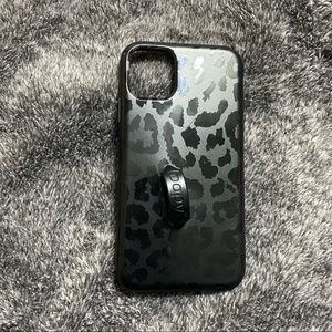 Loopy Case for iPhone 11 Midnight Leopard Solid Black